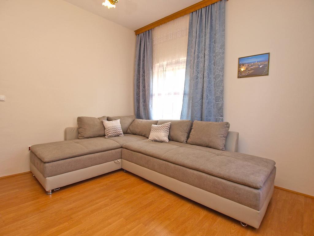 Apartments Joko 1160 Πούλα Εξωτερικό φωτογραφία